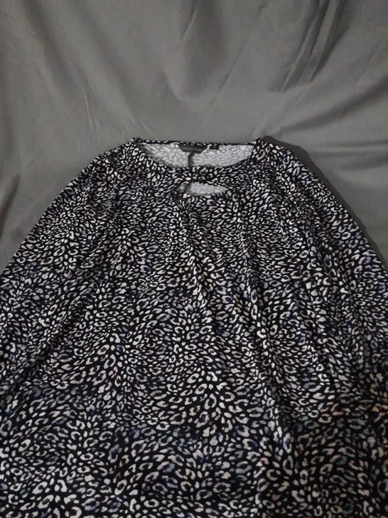 NINA LEONARD TUNIC SIZE S