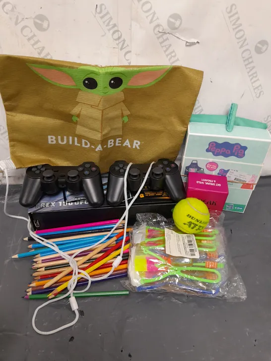 APPROXIMATELY 12 ASSORTED TOYS & GAMES PRODUCTS TO INCLUDE TENNIS BALL, CRAYONS, CARD GAMES, ETC