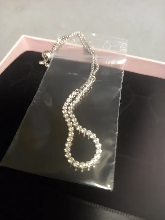 BOXED PANDORA BRACELET