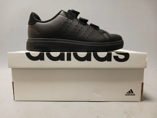 BOXED PAIR OF ADIDAS BASE 2.0 KIDS SHOES IN BLACK UK SIZE 13