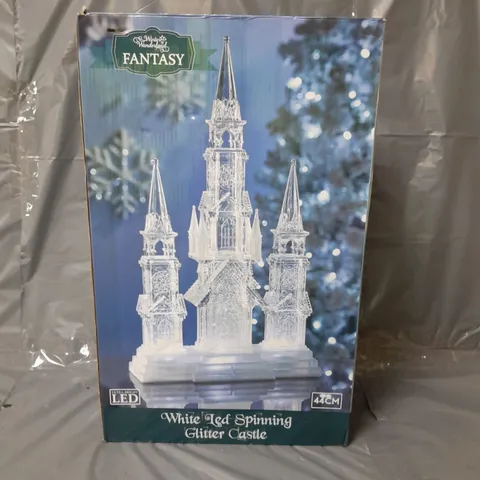 WINTER WONDERLAND FANTASY LED SPINNING GLITTER CASTLE