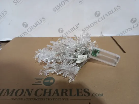 BOXED HOME REFLECTIONS SET OF 2 SNOWFLAKE LIGHTS