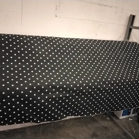 ROLL OF BLACK LINEN WITH STAR PATTERN APPROXIMATELY 150MX1.5M 