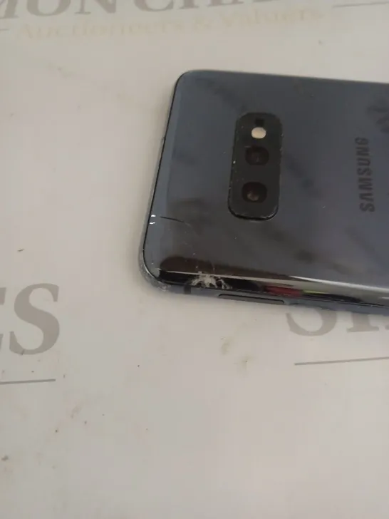 SAMSUNG GALAXY S10E MOBILE PHONE