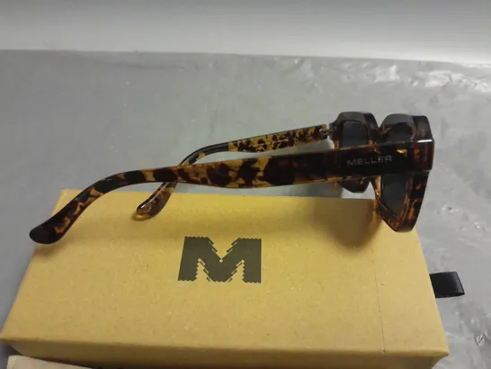 BOXED PAIR OF MELLER GLASSES