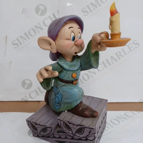 WALT DISNEY A LIGHT IN THE DARK FIGURINE