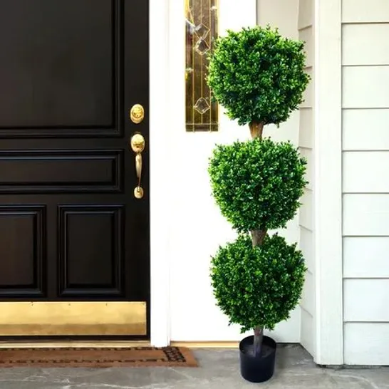 ARTIFICIAL BOXWOOD TREE WITH POT