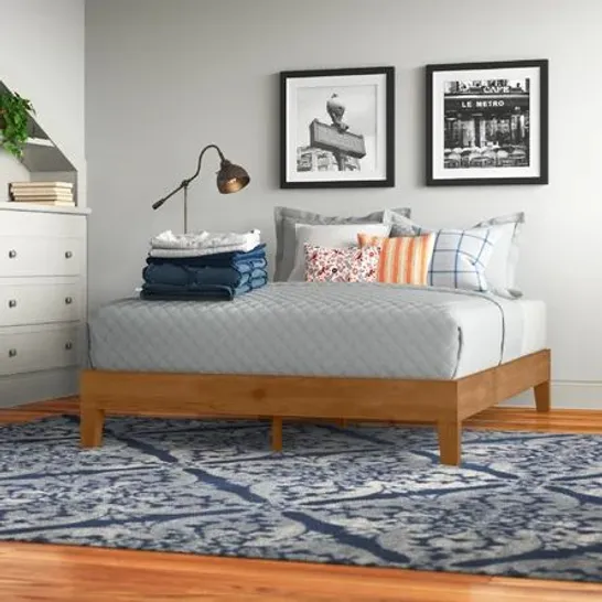 BOXED HARNEY SOLID WOODEN PLATFORM BED