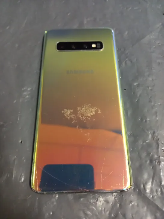 SAMSUNG GALAXY S10 SMARTPHONE