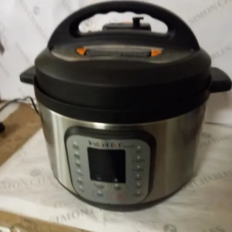 INSTANT POT DUO NOVA ELECTRIC MULTI-USE PRESSURE COOKER