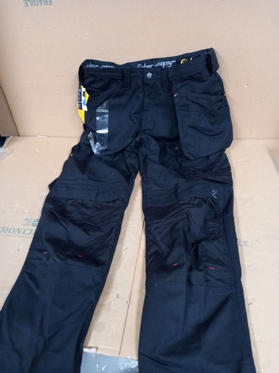 SNICKERS WORKWEAR BLACK TROUSERS - SIZE 048