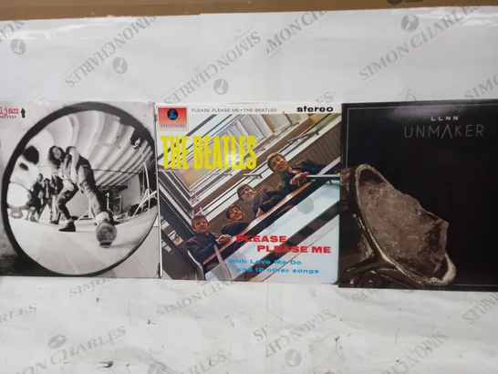 LOT OF APPROXIMATELY 10 ASSORTED MUSIC VINYLS TO INCLUDE PEARL JAM, THE BEATLES, LLNN, ETC