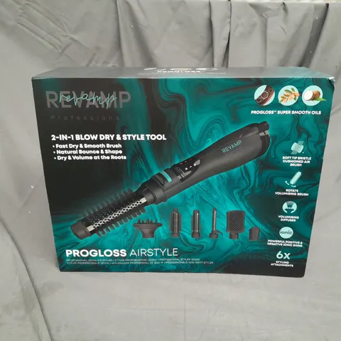 BOXED REVAMP 2-IN-1 BLOW DRY AND STYLE TOOL IN BLACK 