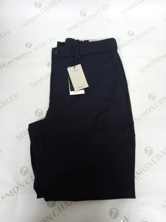 MNG CROPPED SLIM FIT NAVY TROUSERS SIZE 30