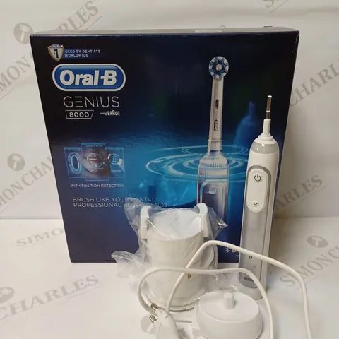 ORAL-B GENIUS 8000 CROSSACTION ELECTRIC TOOTHBRUSH