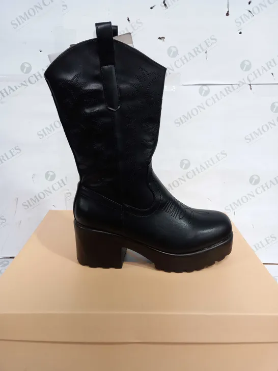 KOI WINTU LONG CHUNKY WESTERN BOOTS IN BLACK - EU 38