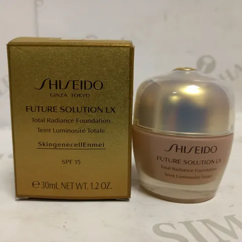 SHISEIDO FUTURE SOLUTION LX TOTAL RADIANCE FOUNDATION 30ML IN NEUTRAL 3