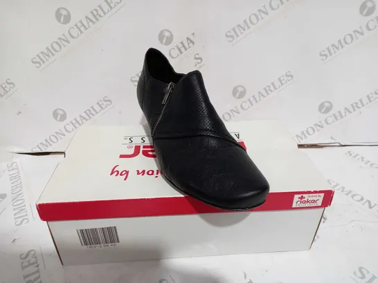 RIEKER SHOE BOOT BLACK SIZE 6