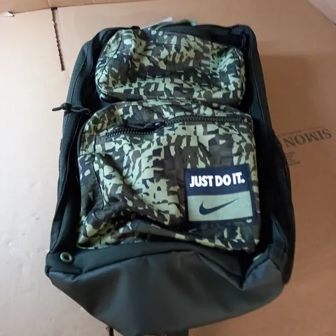 NIKE PERFORMANCE UTILITY RUCKSACK	