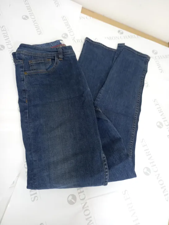 SEASALT WITH STRETCH DENIM JEANS SIZE 12 4581879Simon Charles Auctioneers