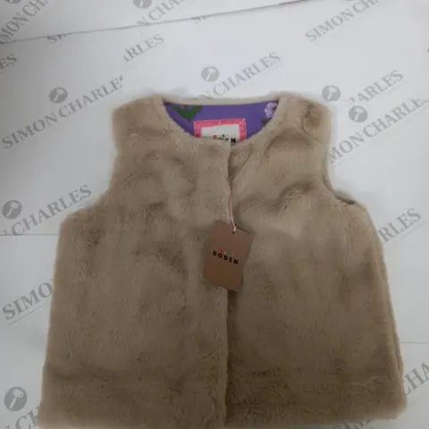 MINI BODEN FAUX FUR GILET SIZE 5-6 YEARS