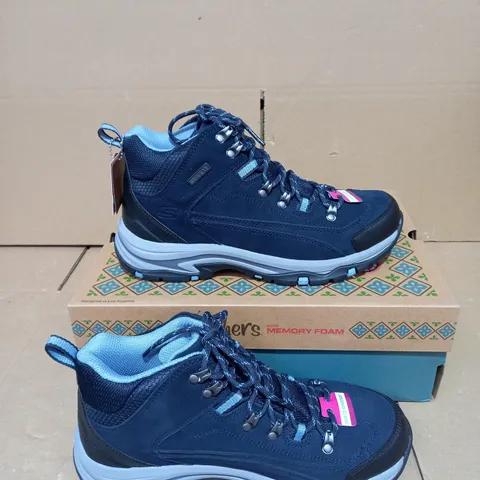 SKETCHERS MEMORY FOAM WATERPROOF BOOT NAVY UK SIZE 8