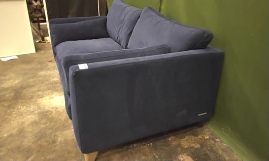 QUALITY BRITISH DESIGNER LOUNGE Co. NAVY FABRIC TWO SEATER SOFA WITH SIDE CUSHIONS