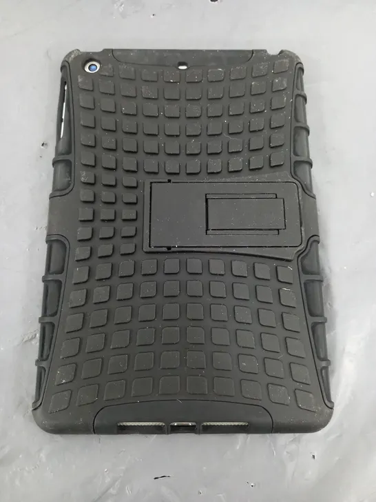 APPLE IPAD MINI WITH CASE