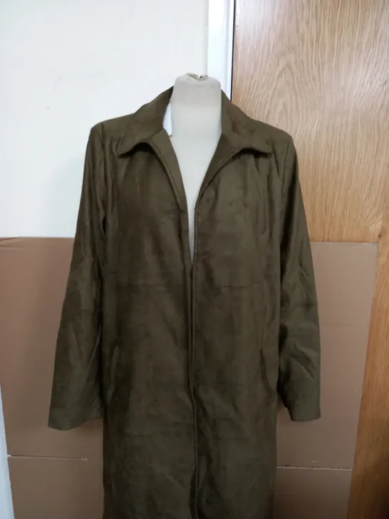 BEN DE LISI SUEDE COAT IN KHAKI SIZE 14 