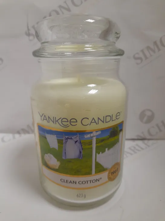 YANKEE CANDLE CLEAN COTTON SCENTED CANDLE