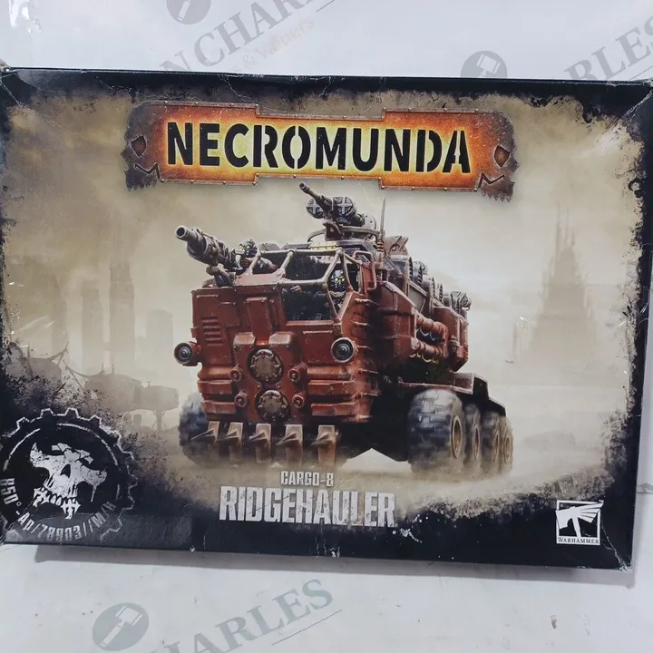 WARHAMMER NECROMUNDA CARGO-8 RIDGEHAULER 4442774-Simon Charles Auctioneers