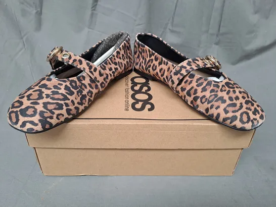 BOXED PAIR OF ASOS DESIGN MARY JANE BALLET SHOES IN LEOPARD PRINT UK SIZE 6