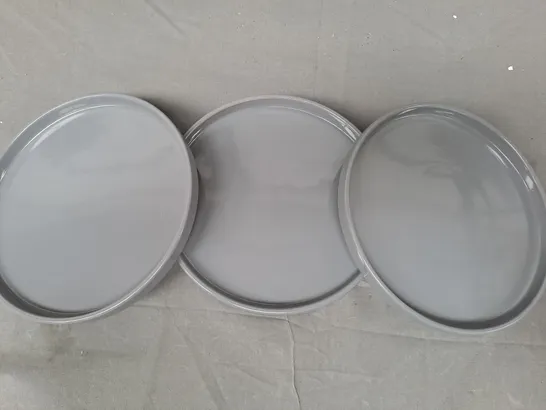 BOXED 4-PIECE SHALLOW DISH SET IN GREY