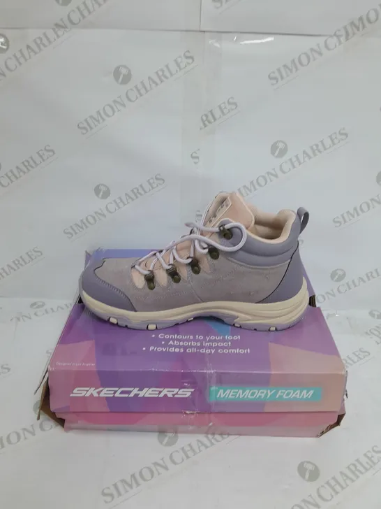 SKECHERS HIGH TOP LACE UP HIKER BOOTS (LAVENDER), SIZE 6.5 UK