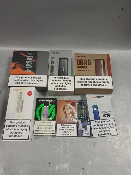 APPROXIMATELY 20 VAPES & E-CIGARETTES TO INCLUDE VOOPOO DRAG M100S, VAPORESSO XROS 3 MINI, VOOPOO DRAG 4 ETC