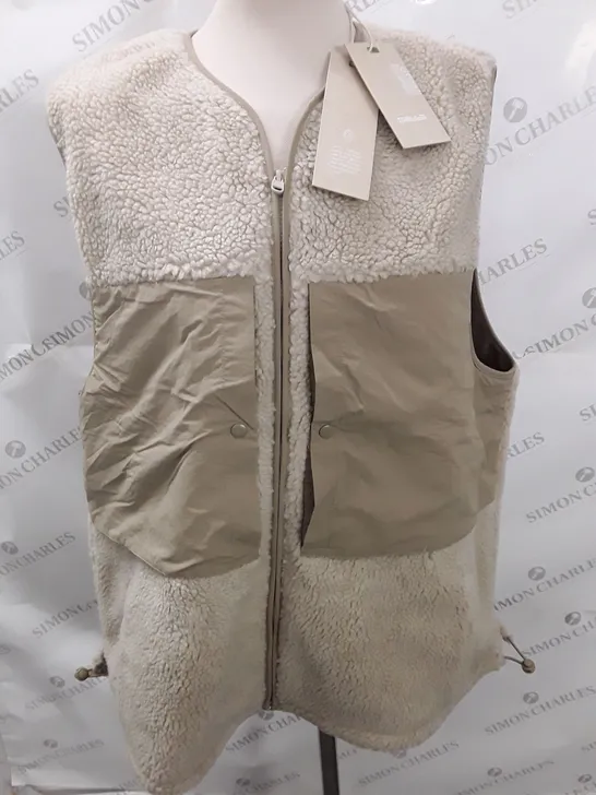 SATTA FLEECE QUEST VEST IN PEBBLE BEIGE SIZE XL