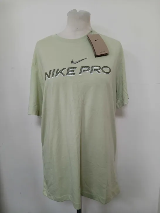 MENS NIKE PRO GREEN T-SHIRT SIZE MEDIUM