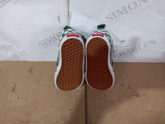 PAIR OF VANS TRAINERS SIZE 6 TODDLER