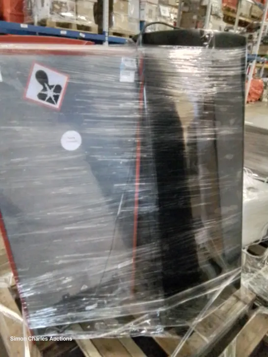 PALLET OF 2 HISENSE RR220D4ARF 52CM FREESTANDING RETRO FRIDGES