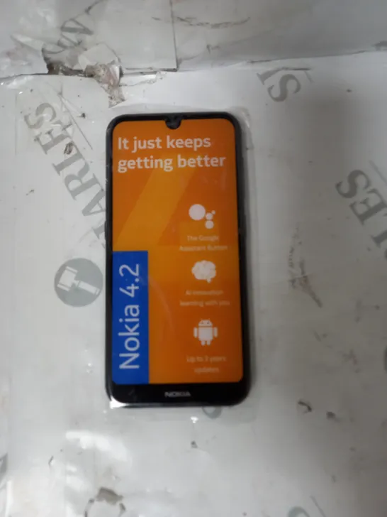 BOX OF APPROXIMETLY 30 NOKIA 4.2 DISPLAY PHONES 