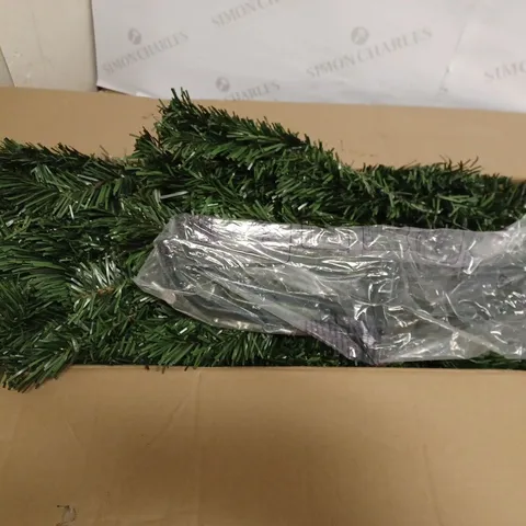 SHATCHI ALASKAN PINE BLACK/GREEN/WHITE CHRISTMAS BUSHY LOOKING ARTIFICIAL TREE