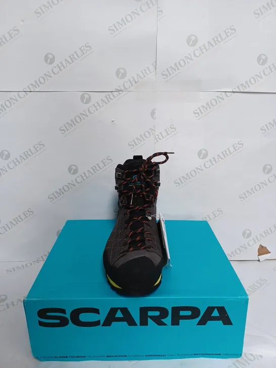 SCARPA ZODIAC PLUS GTX IN SHARK GREY & ORANGE - UK 7 