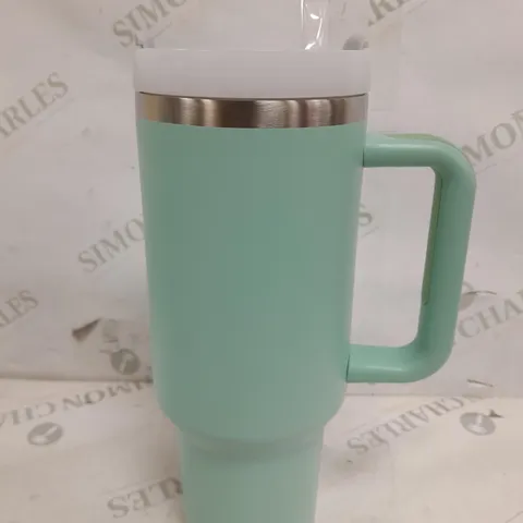 1.1 LITRE TUMBLER CUP WITH LID IN LIGHT BLUE