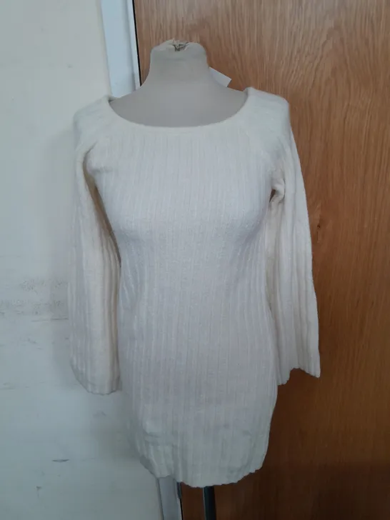 H&M RIDDED LONG SLEEVE DRESS IN CREAM SIZE S