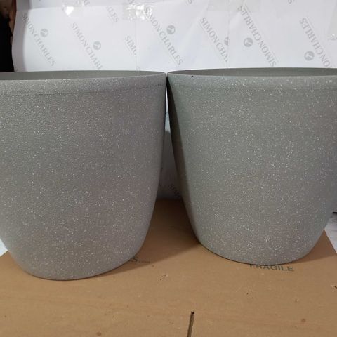 OUTLET FLOURISH SET OF 2 OSLO PLANTERS IN GREY