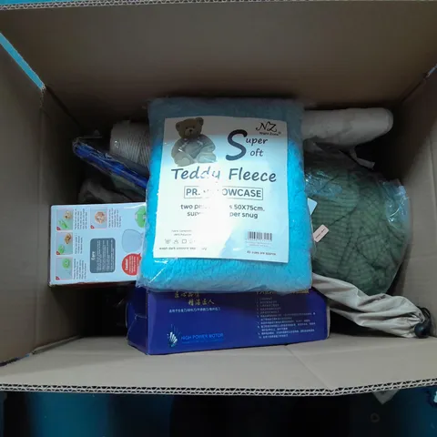 BOXED LOT OF APPROX. 15 HOUSEHOLD ITEMS TO INCLUDE PERSONAL CARE AND KITCHENWARE