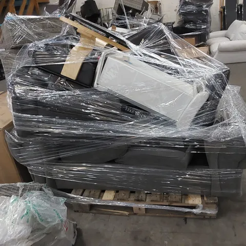 PALLET CONTAINING ASSORTED SOFA AND CHAIR PARTS 