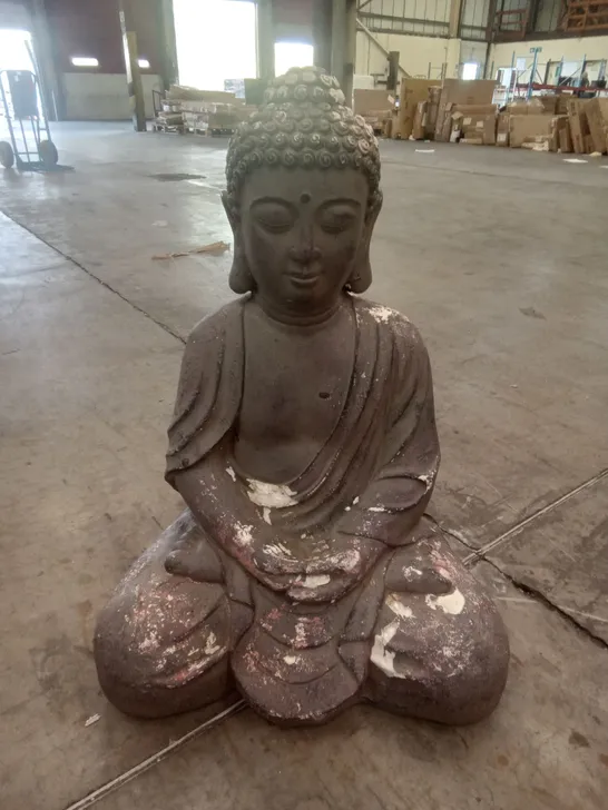 BOXED LARGE SITTING BUDHA FIGURE