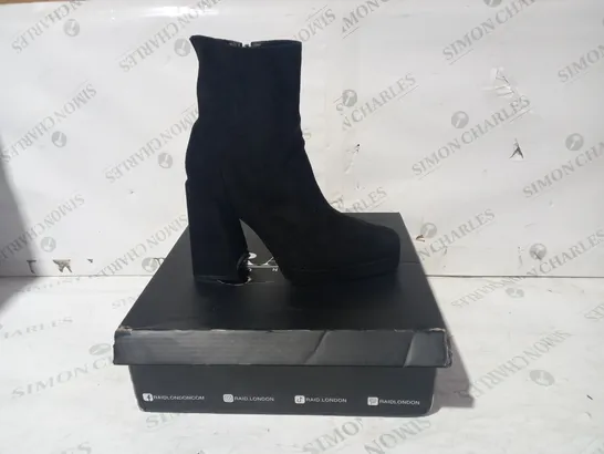 BOXED PAIR OF RAID FAUX SUEDE CHUNKY HEELED BOOTS IN BLACK UK SIZE 4