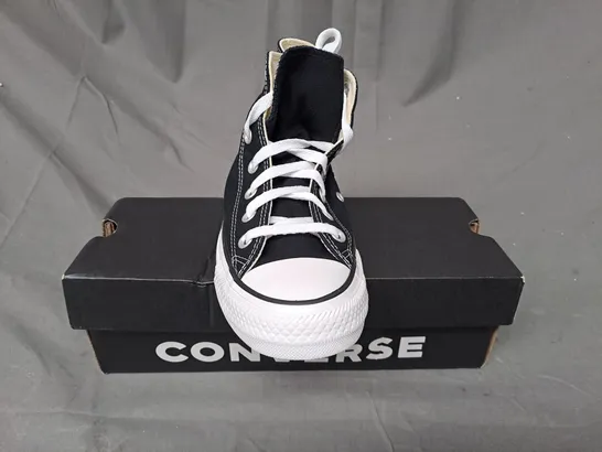 BOXED PAIR OF CONVERSE ALL STAR HI SHOES IN BLACK UK SIZE 5